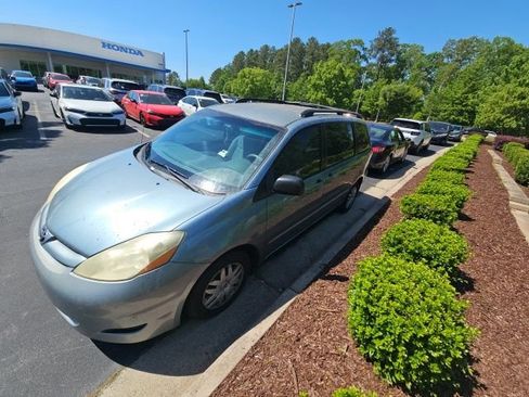 Used 2006 Toyota Sienna image 3