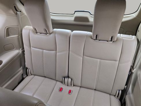 Used 2016 Nissan Pathfinder Platinum AWD/4WD image 29