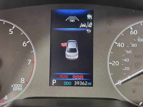 Used 2025 Toyota Corolla LE FWD image 18