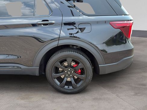 Used 2023 Ford Explorer ST w/ Equipment Group 401A image 35