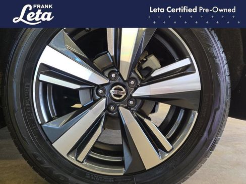 Used 2021 Nissan Rogue Platinum FWD image 14