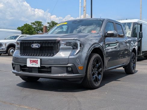 New 2026 Ford Maverick Lobo AWD/4WD image 9