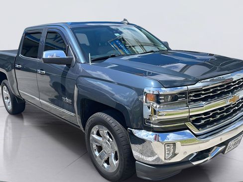 Used 2017 Chevrolet Silverado 1500 LTZ w/ Texas Edition RWD image 2