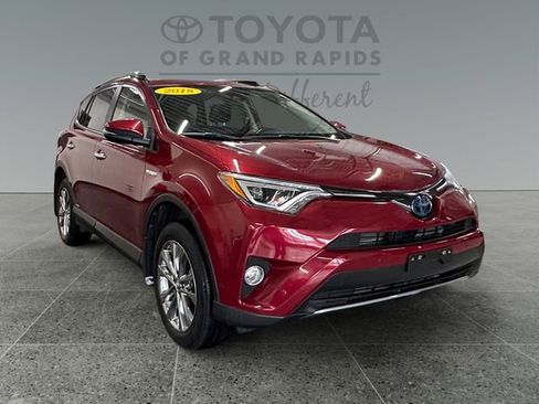 Certified 2018 Toyota RAV4 Limited image 1