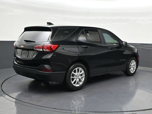 Used 2024 Chevrolet Equinox LS FWD image 5