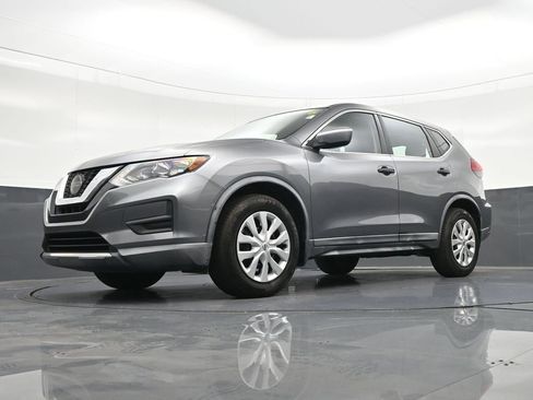 Used 2018 Nissan Rogue S FWD image 23