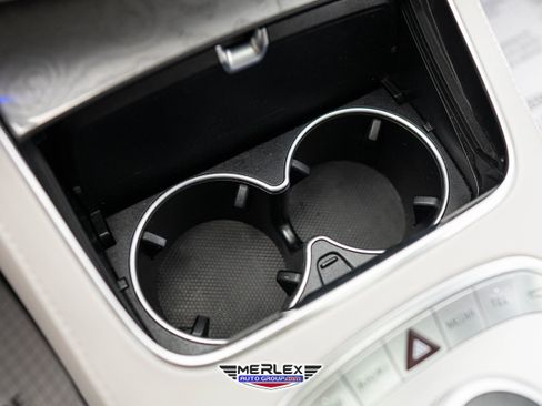 Used 2017 Mercedes-Benz S 550 4MATIC Sedan image 35