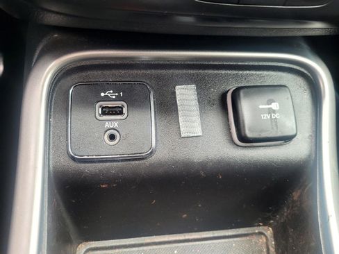 Used 2020 Jeep Compass Latitude w/ Popular Equipment Group image 21