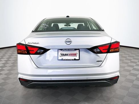 New 2026 Nissan Altima 2.5 SV AWD/4WD image 9