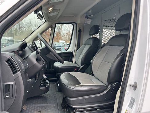 Used 2017 RAM ProMaster 1500 image 17