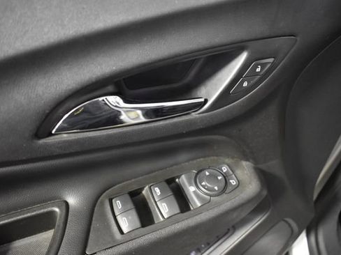 Used 2020 Chevrolet Equinox Premier AWD/4WD image 6
