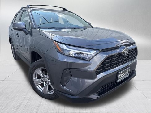 Used 2023 Toyota RAV4 XLE image 3