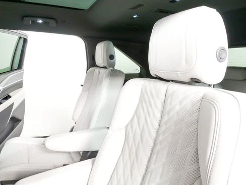 Certified 2026 Cadillac Escalade IQ Sport 1 w/ LPO, ONYX Package AWD/4WD image 19