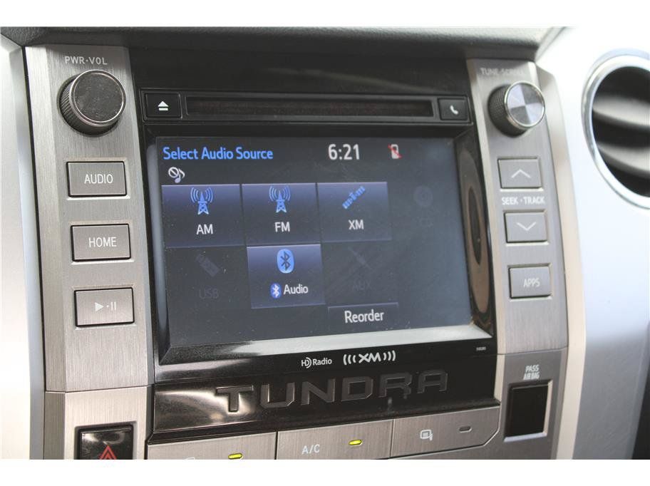 Used 2018 Toyota Tundra SR5 w/ SR5 Upgrade Package AWD/4WD image 27