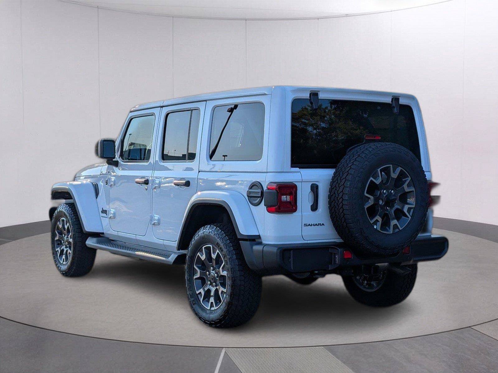 New 2027 Jeep Wrangler Unlimited Sahara AWD/4WD image 3