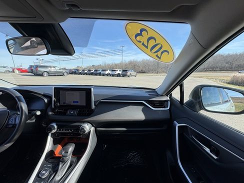 Used 2023 Toyota RAV4 Adventure image 25