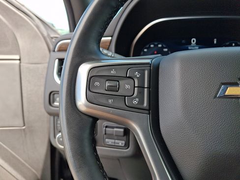 Used 2024 Chevrolet Suburban Premier w/ Premium Package AWD/4WD image 22