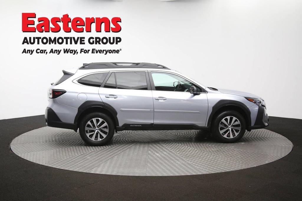 Used 2025 Subaru Outback Premium AWD/4WD image 39