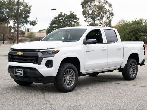 New 2026 Chevrolet Colorado LT image 8