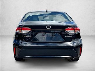 Used 2020 Toyota Corolla LE video 4