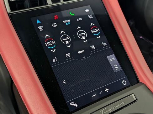 Certified 2021 Porsche Taycan Turbo S image 33