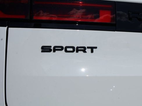 New 2025 Land Rover Range Rover Sport Dynamic SE image 34
