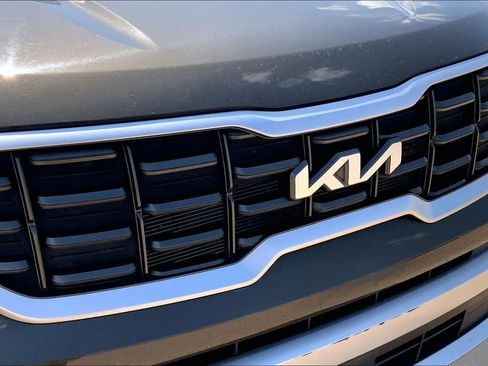 Certified 2025 Kia Telluride S AWD/4WD image 37