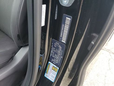 New 2026 Kia Carnival FWD image 36