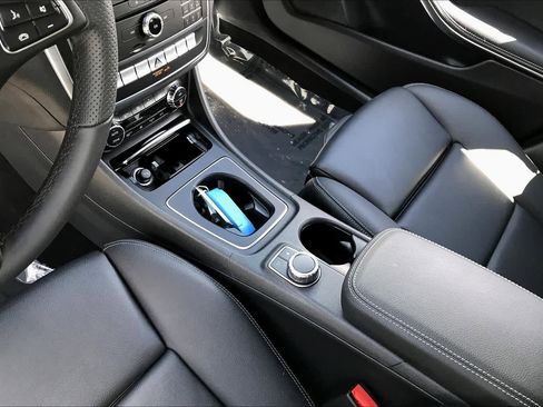 Certified 2019 Mercedes-Benz GLA 250 image 17