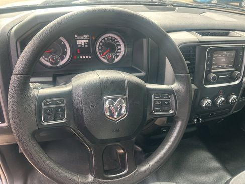 Used 2024 RAM 1500 Tradesman w/ Chrome Appearance Group image 14