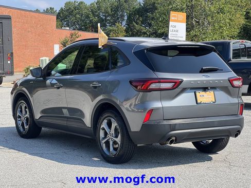 Certified 2025 Ford Escape ST-Line FWD image 2