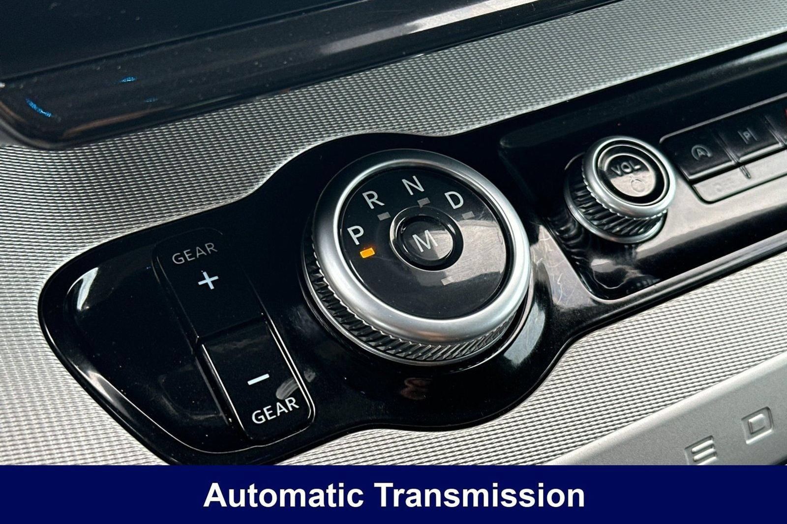 Used 2025 Ford Expedition Active AWD/4WD image 28