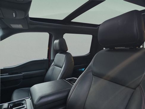 Used 2021 Ford F150 Lariat w/ Equipment Group 502A High image 17