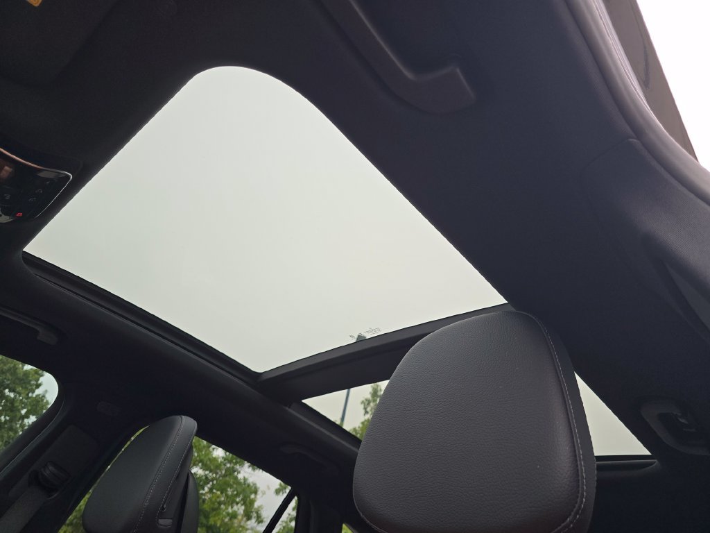 Certified 2025 Mercedes-Benz GLC 350e 4MATIC image 3