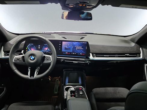 Used 2026 BMW X2 xDrive28i w/ Technology Package AWD/4WD image 13
