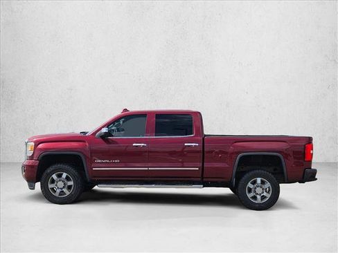 Used 2015 GMC Sierra 2500 Denali w/ Duramax Plus Package AWD/4WD image 8