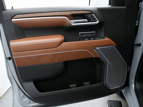 Used 2025 GMC Sierra 1500 Denali Ultimate image 27