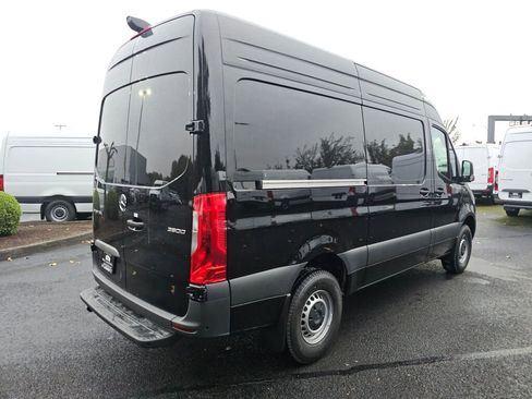 New 2025 Mercedes-Benz Sprinter 2500 image 6