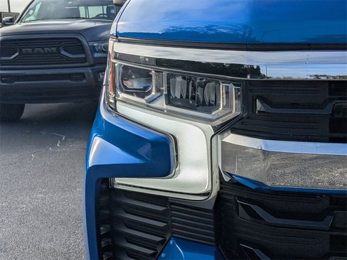 Used 2025 Chevrolet Silverado 1500 LT image 10