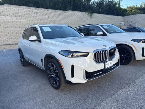 Certified 2025 BMW X5 xDrive40i w/ Climate Comfort Package AWD/4WD image 2