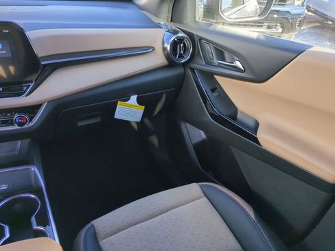 New 2026 Chevrolet Equinox ACTIV w/ Convenience Package III AWD/4WD image 16