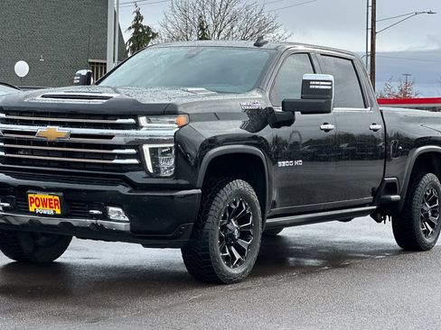 Used 2023 Chevrolet Silverado 3500 High Country image 8