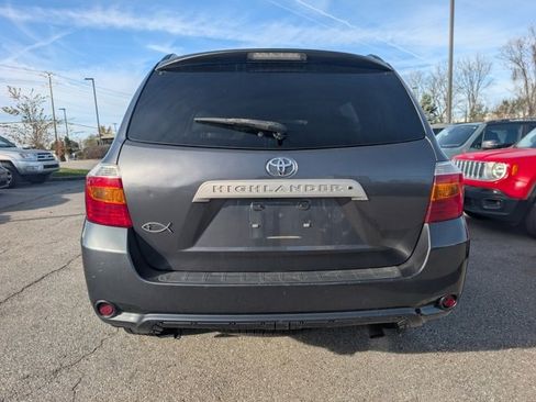 Used 2010 Toyota Highlander SE image 5