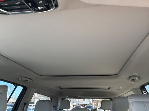 Used 2022 Jeep Grand Wagoneer Series I w/ Flexible Seating Group image 23