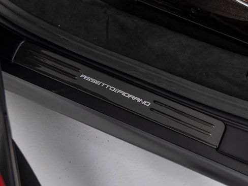 Used 2024 Ferrari SF90 Spider image 15