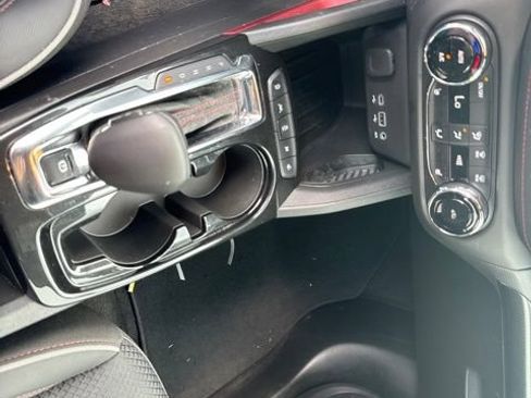 Used 2023 Chevrolet TrailBlazer RS w/ Convenience Package FWD image 23