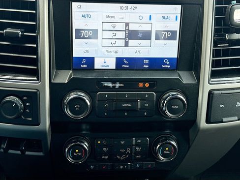 Used 2020 Ford F250 Lariat w/ FX4 Off-Road Package image 18