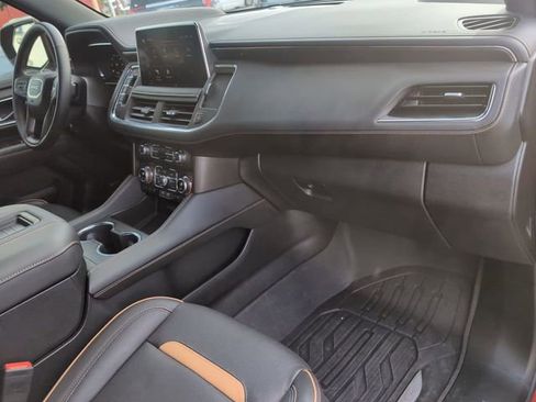 Used 2024 GMC Yukon AT4 w/ Technology Package image 34