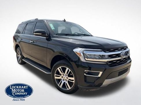 Used 2023 Ford Expedition Limited image 1