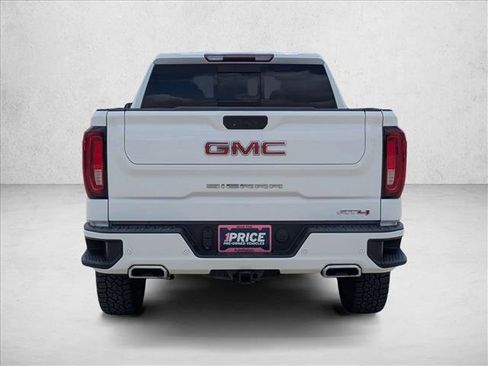 Used 2022 GMC Sierra 1500 AT4 w/ AT4 Premium Package AWD/4WD image 7